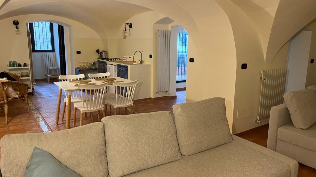 Blu Suites And Apartments Bari Luaran gambar