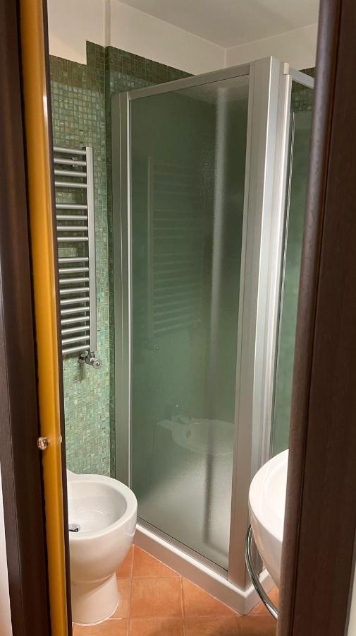 Blu Suites And Apartments Bari Luaran gambar